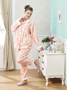 微甜熊熊。珊瑚絨褲裝女睡衣