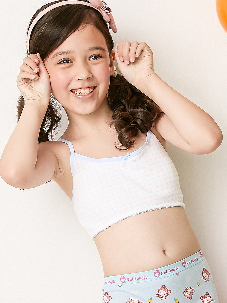 心心相印。細肩短版女童胸衣