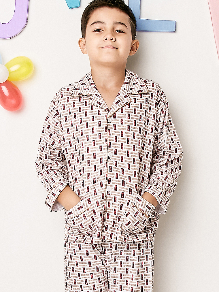 幾何世界。長袖套裝童睡衣