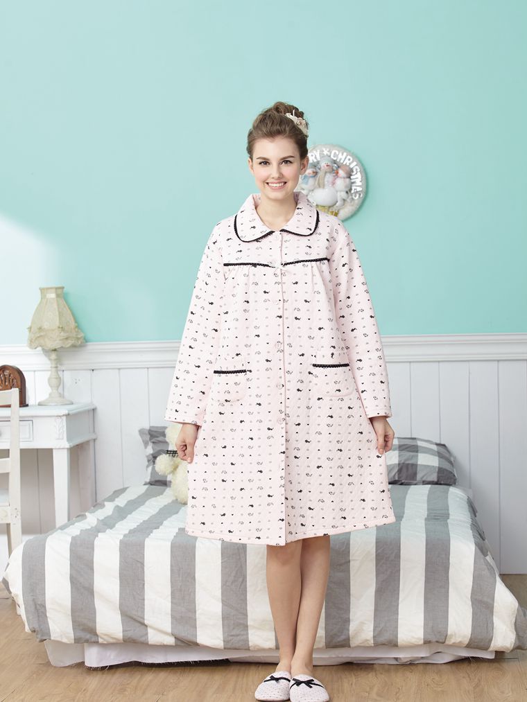 俏皮喵喵。裙裝女睡衣