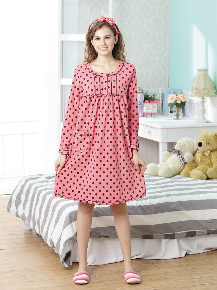 紅粉知己。裙裝女睡衣