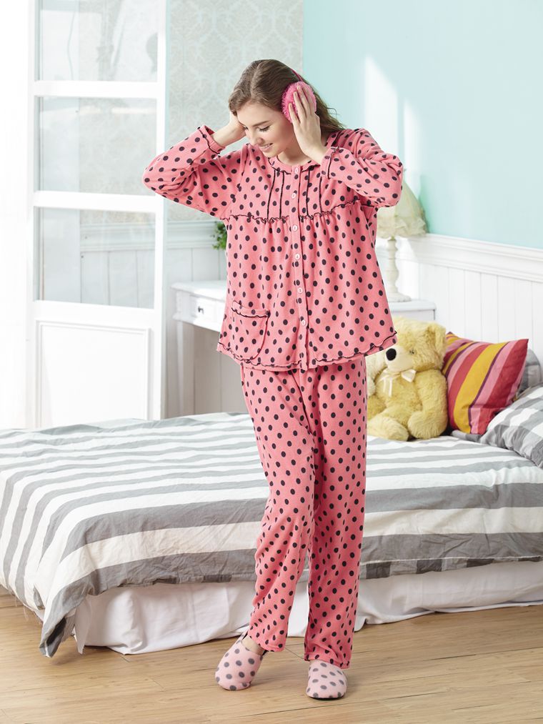 紅粉知己。褲裝女睡衣